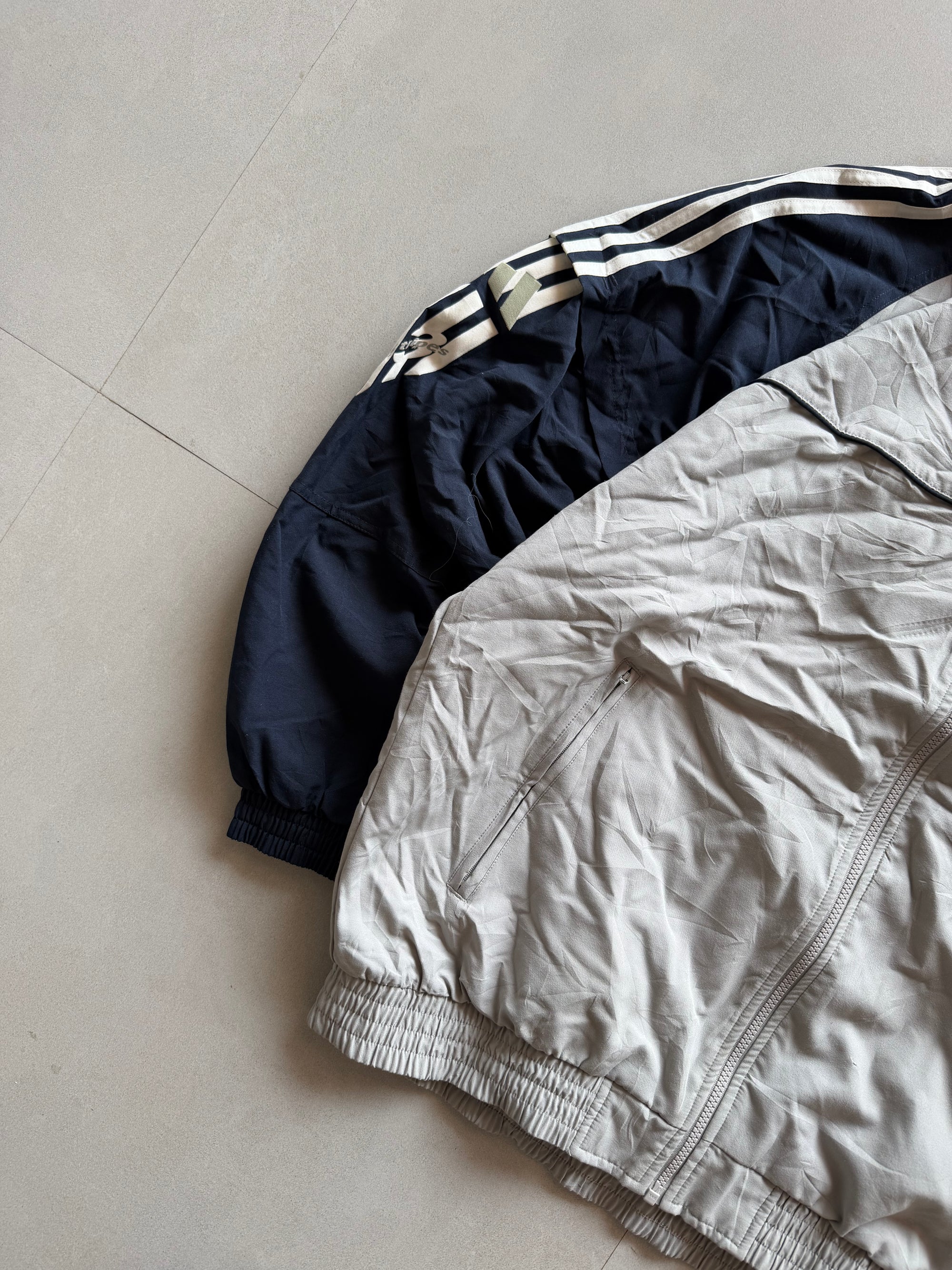 VINTAGE ADIDAS STRIPED JACKET - XL