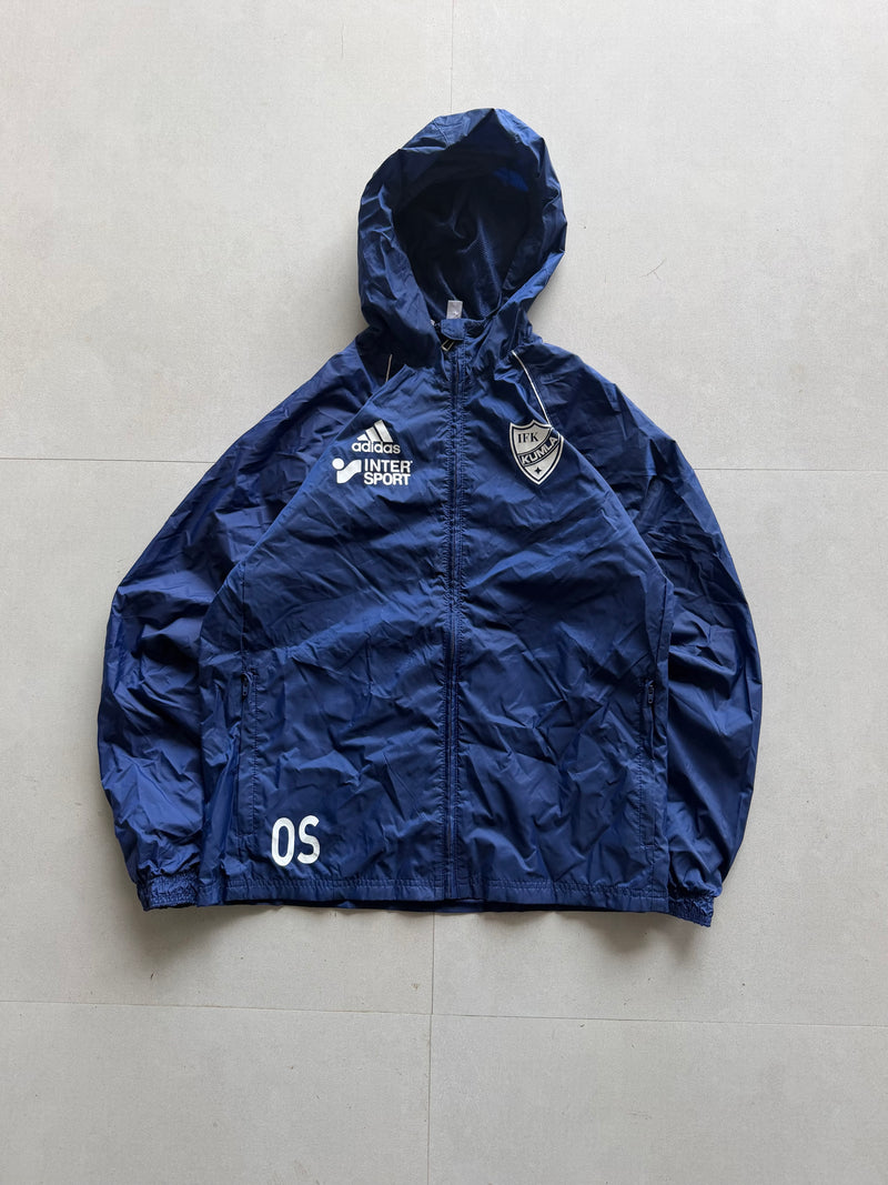 F