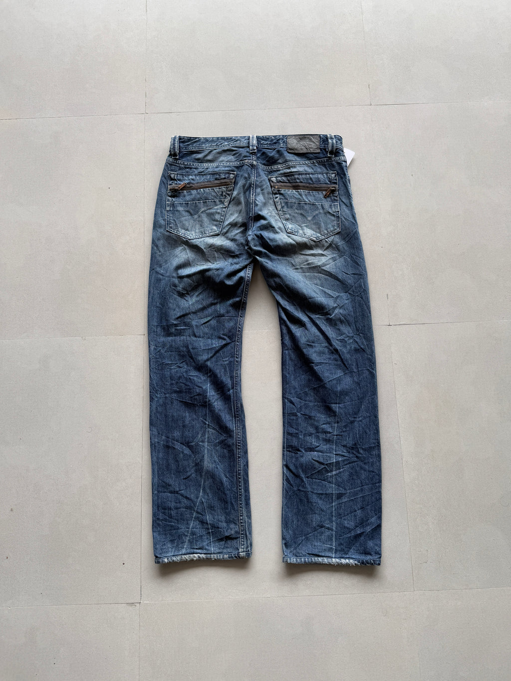 DIESEL INDUSTRY SCRATCHED HEAVY DENIM - M