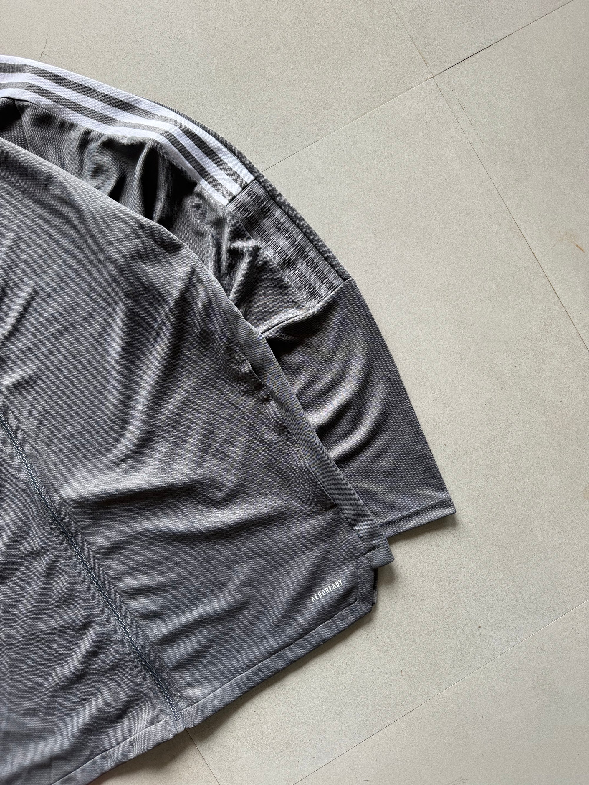 ADIDAS STRIPED JACKET - XL