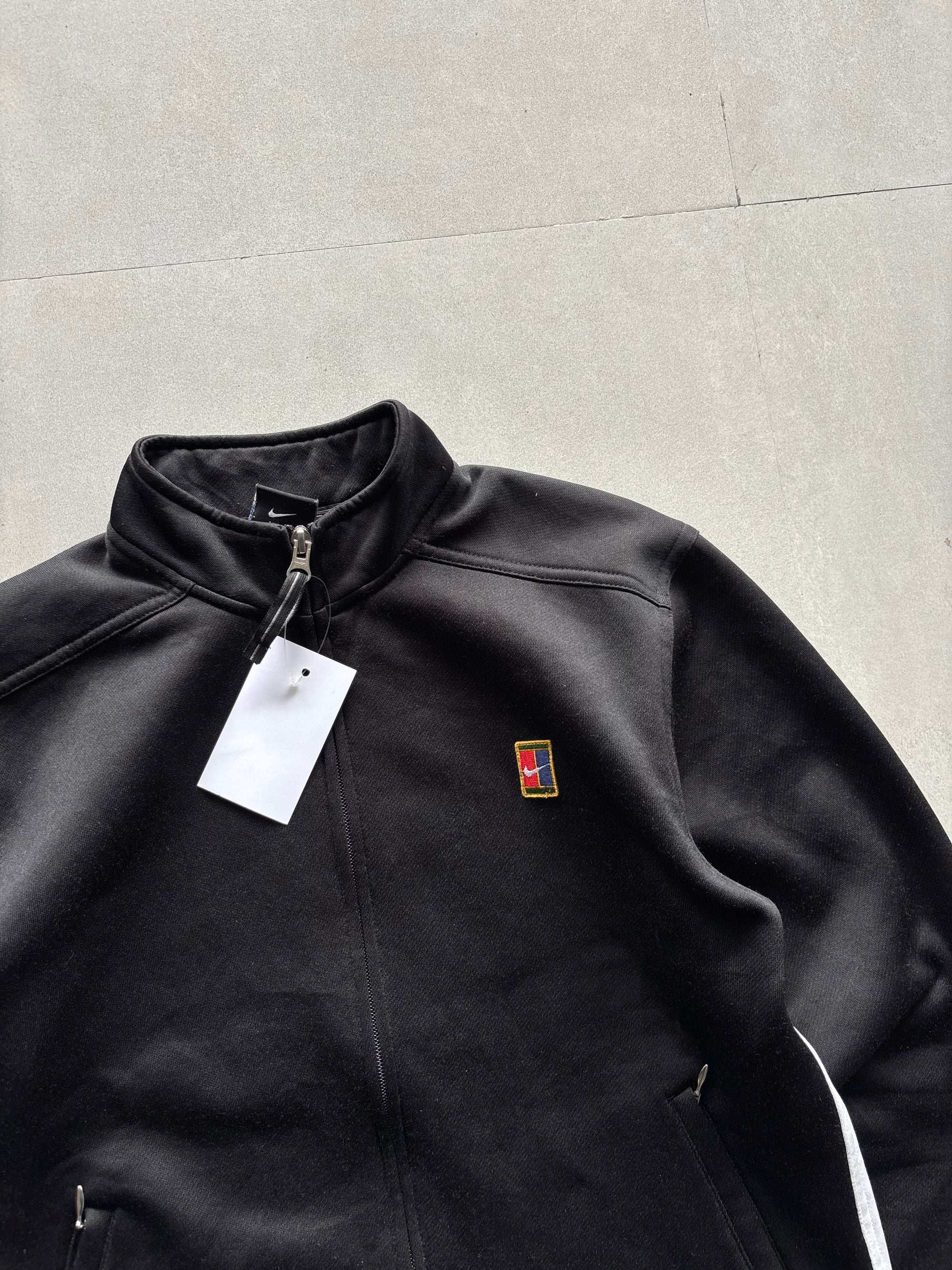 VINTAGE NIKE JACKET - S
