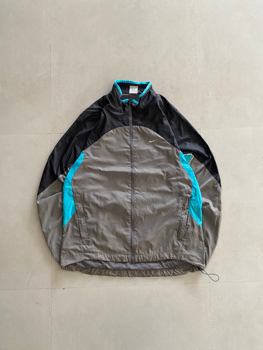 NIKE DRI-FIT JACKET - M