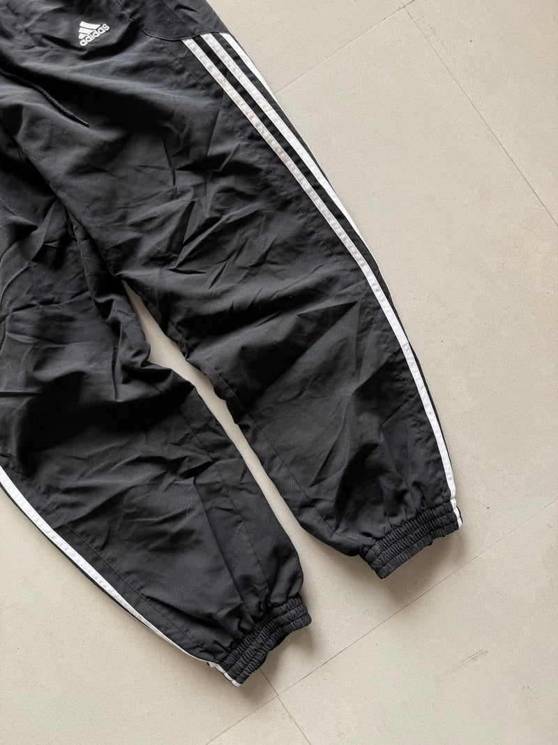 ADIDAS STRIPED TRACK PANT5 - M