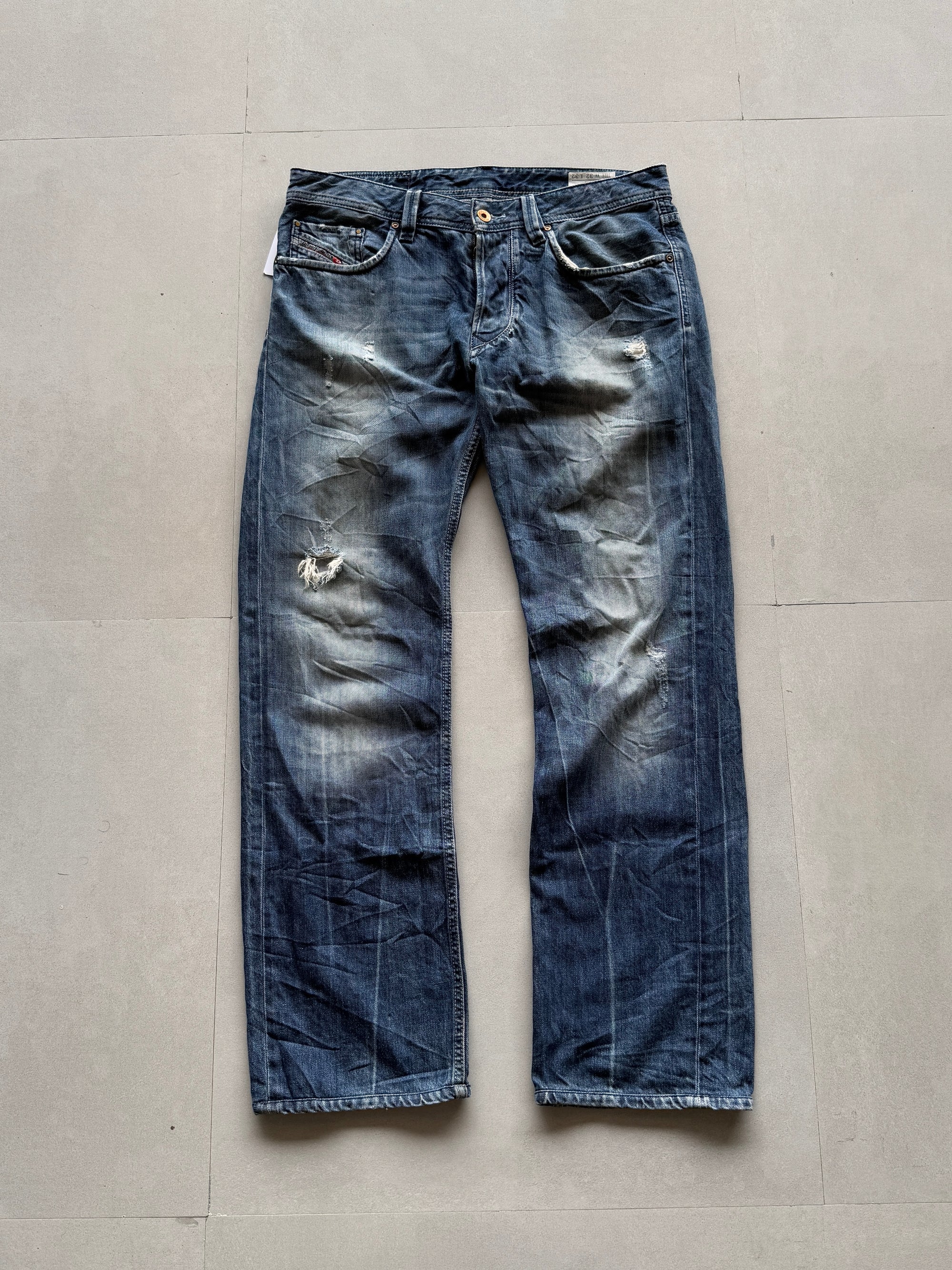 DIESEL INDUSTRY SCRATCHED HEAVY DENIM - M