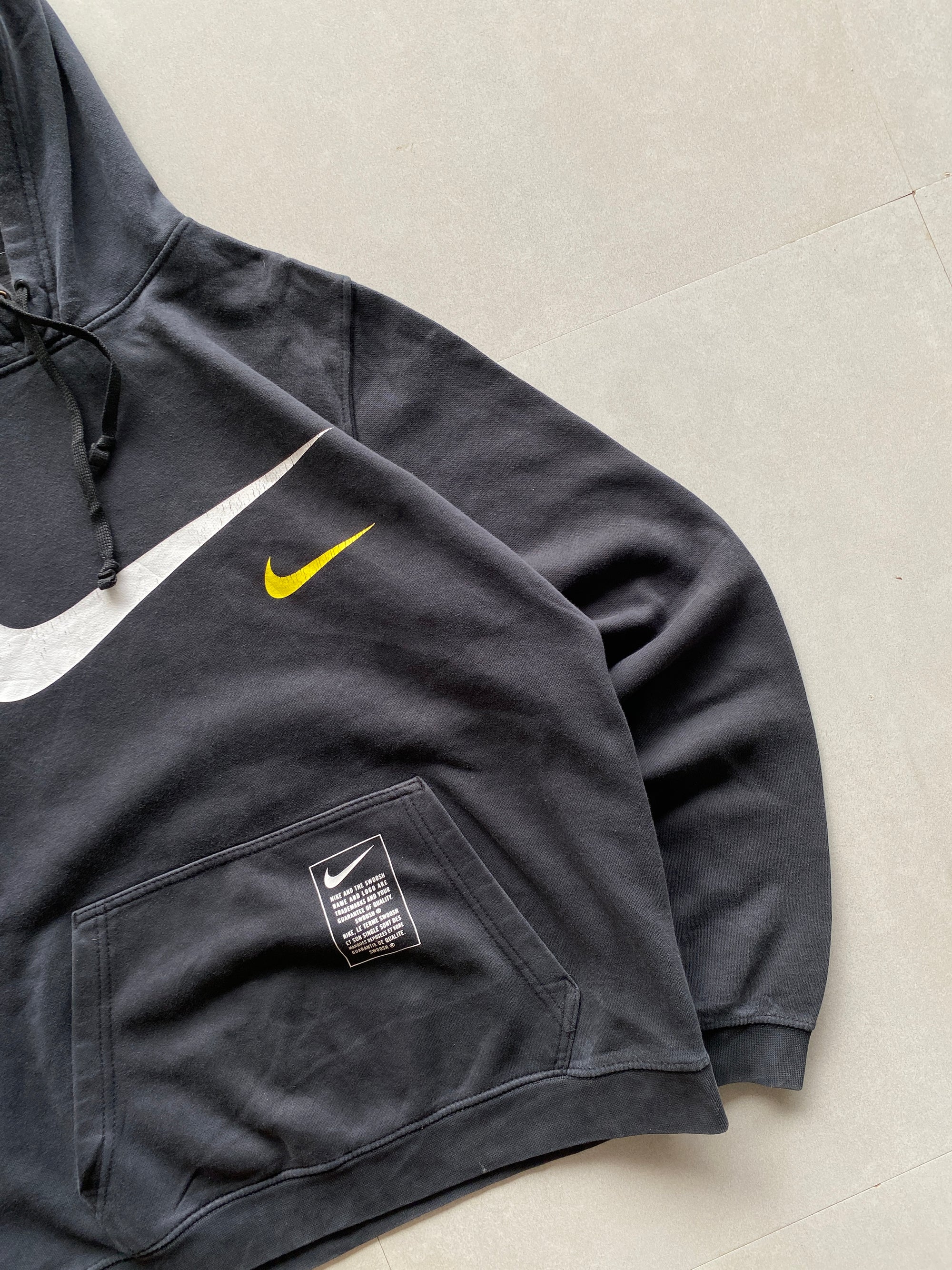 NIKE SWOOSH HOODIE - L