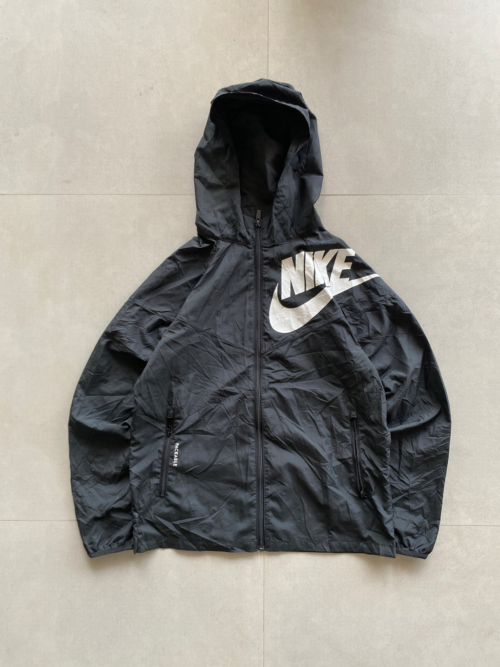 NIKE BIG LOGO JACKET - XS
