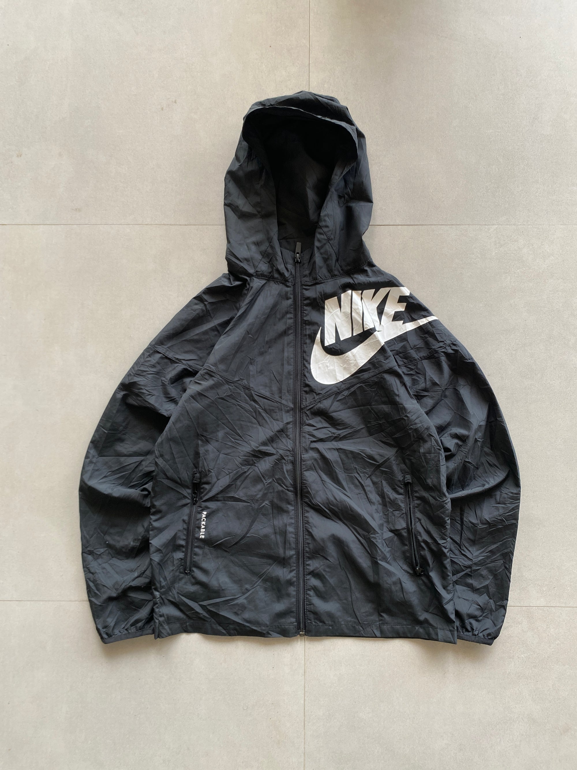 NIKE BIG LOGO JACKET - XS