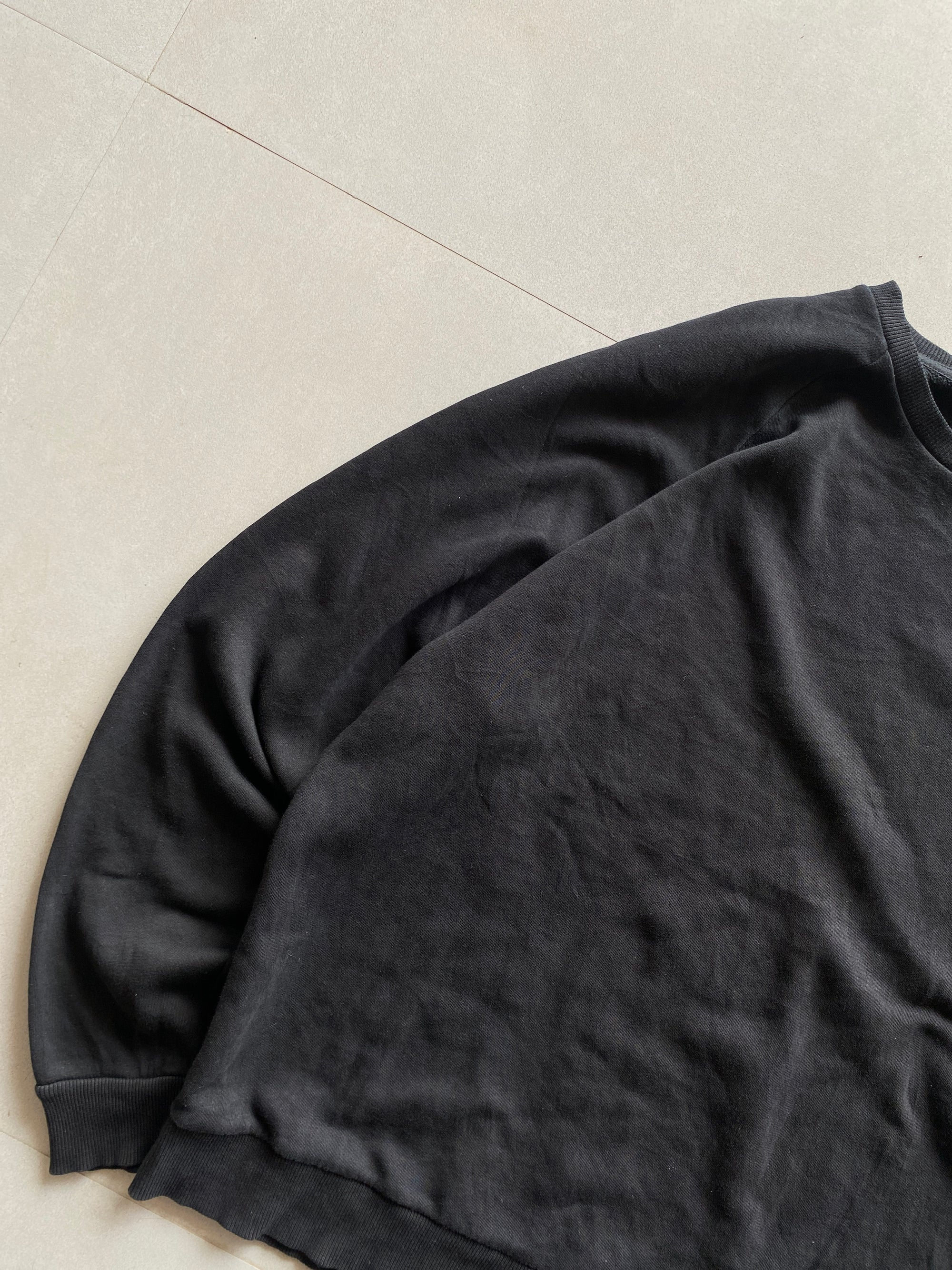 UNDER ARMOUR SWEATSHIRT - XL