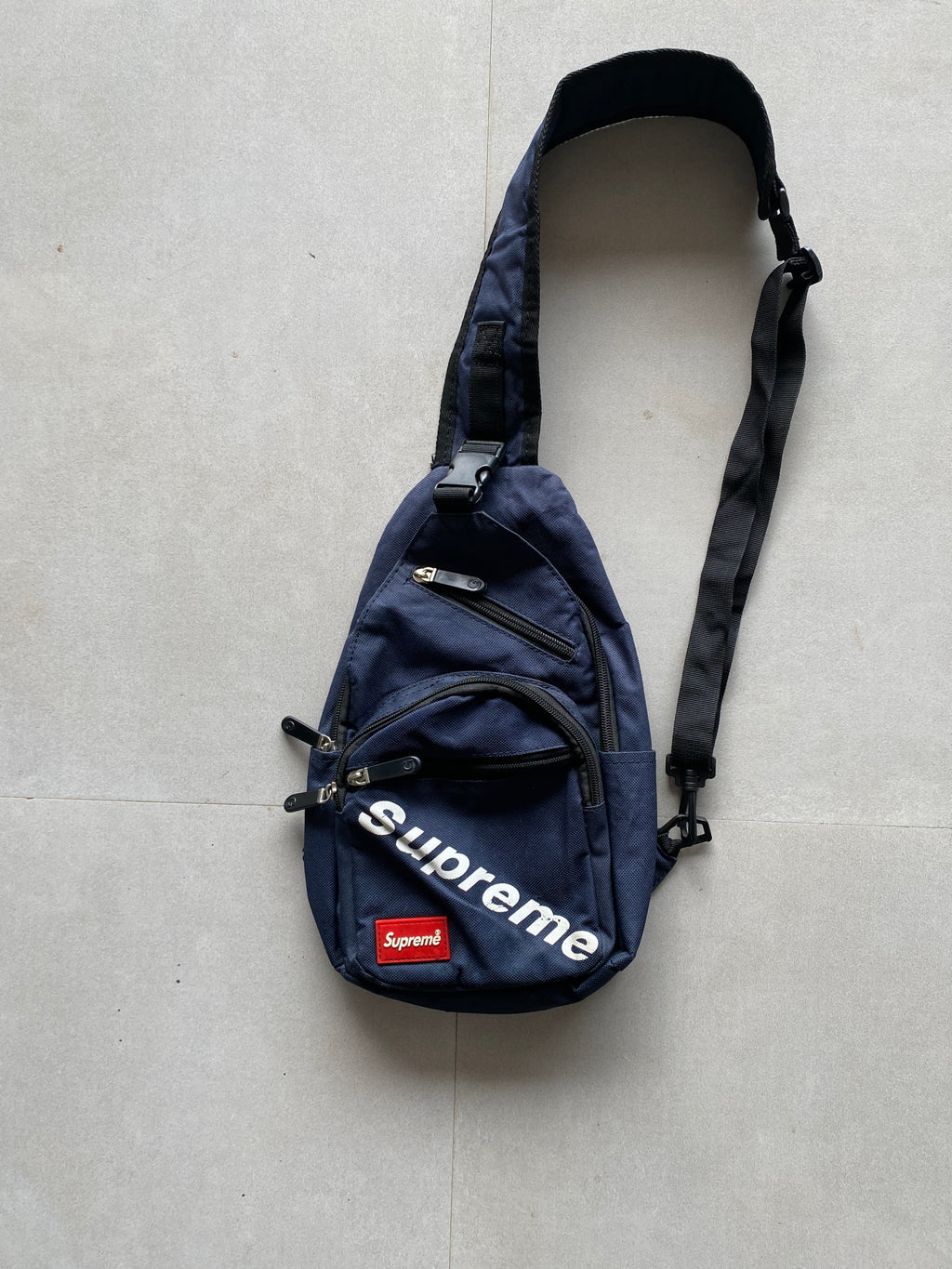 SUPREME CROSS BODY BAG