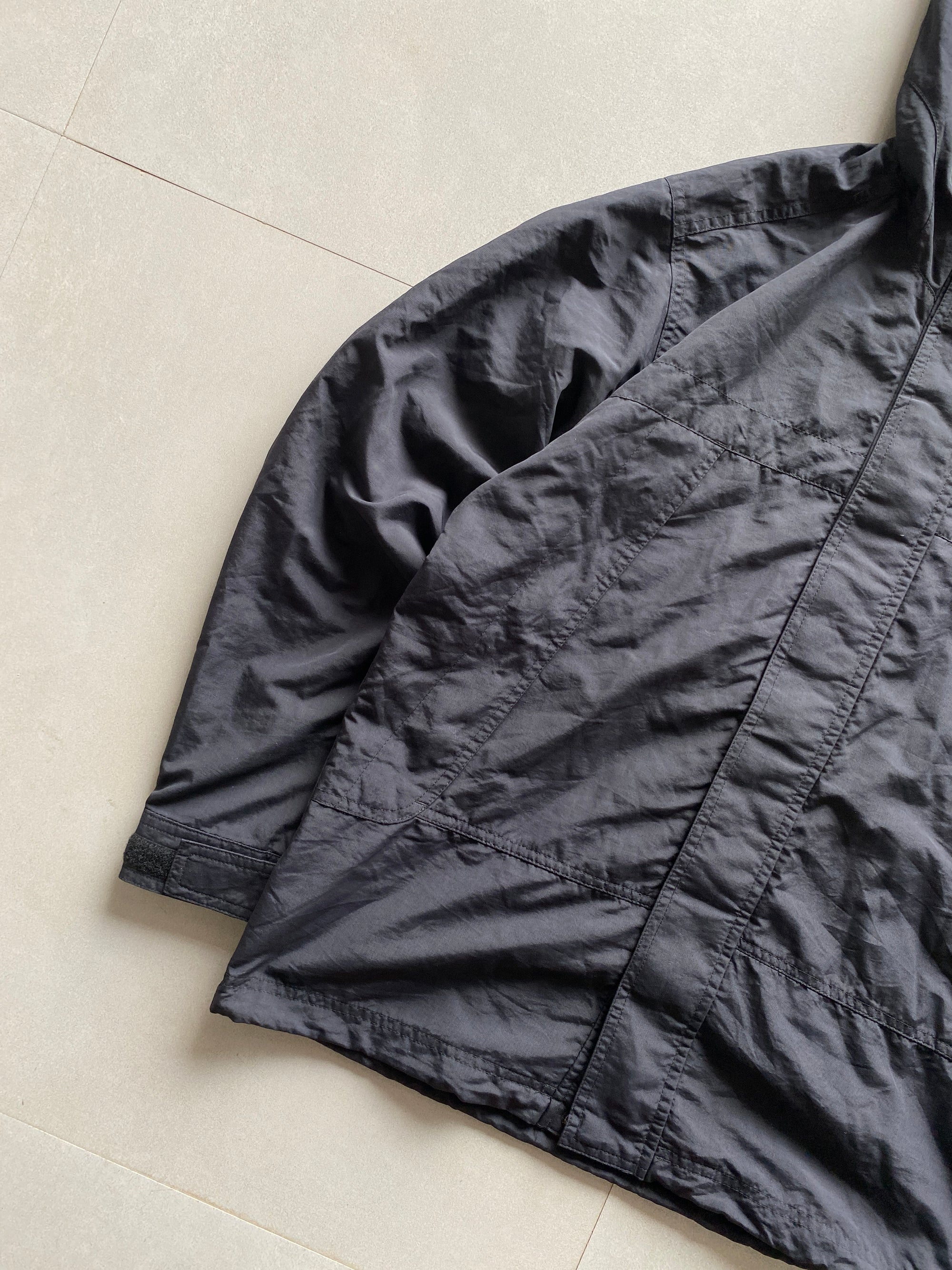 THE NORTH FACE HOODED JACKET - M