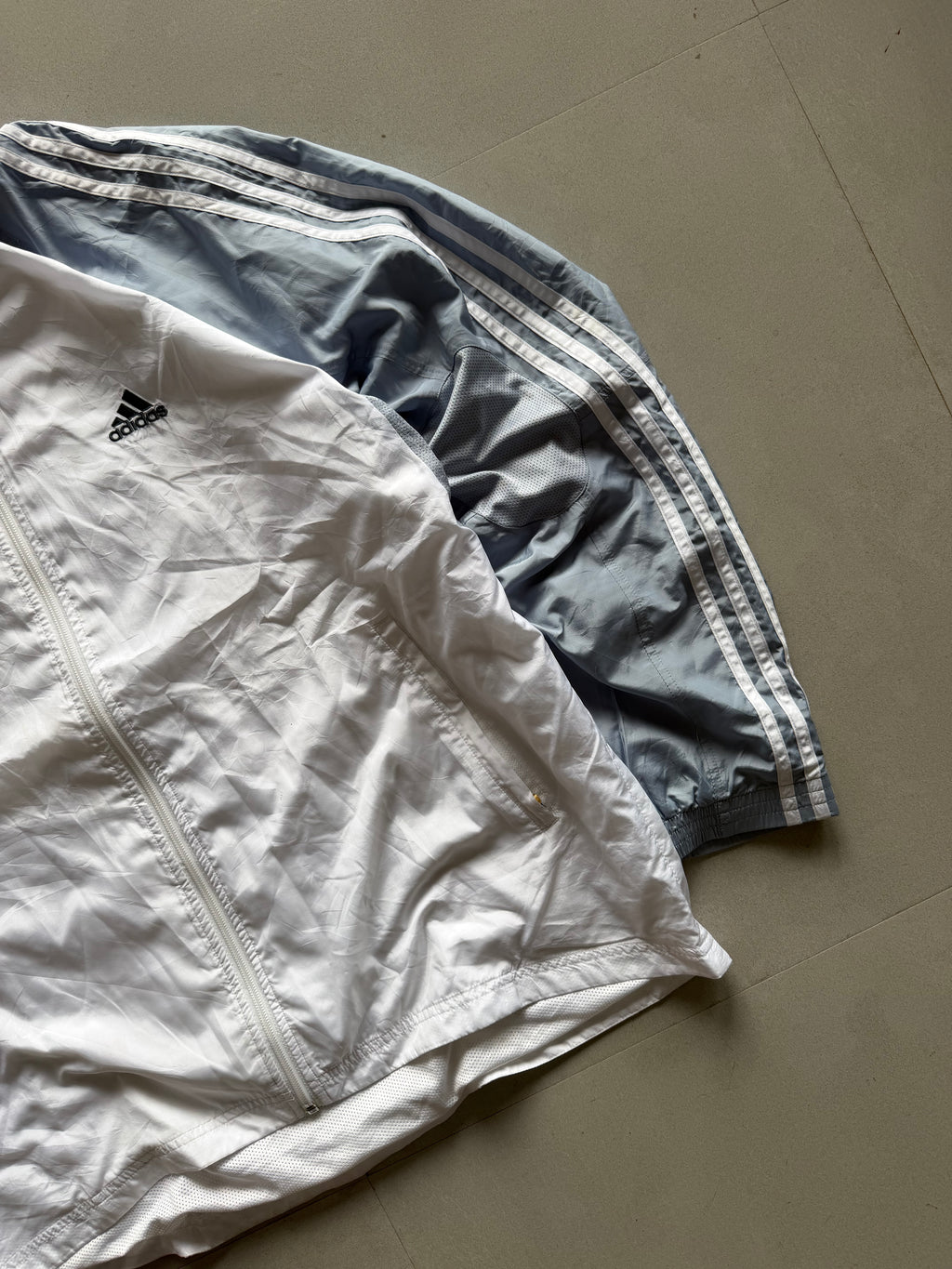 VINTAGE ADIDAS STRIPED JACKET - XL