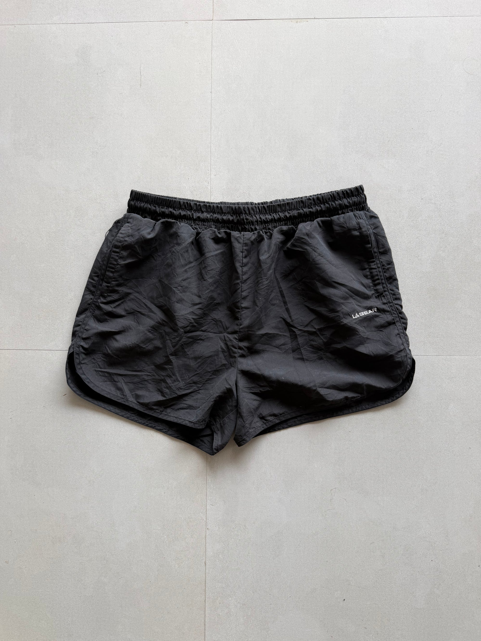 LA GEAR SHORTS - M