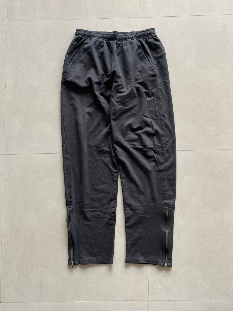 VINTAGE NIKE TRACK PANT - M