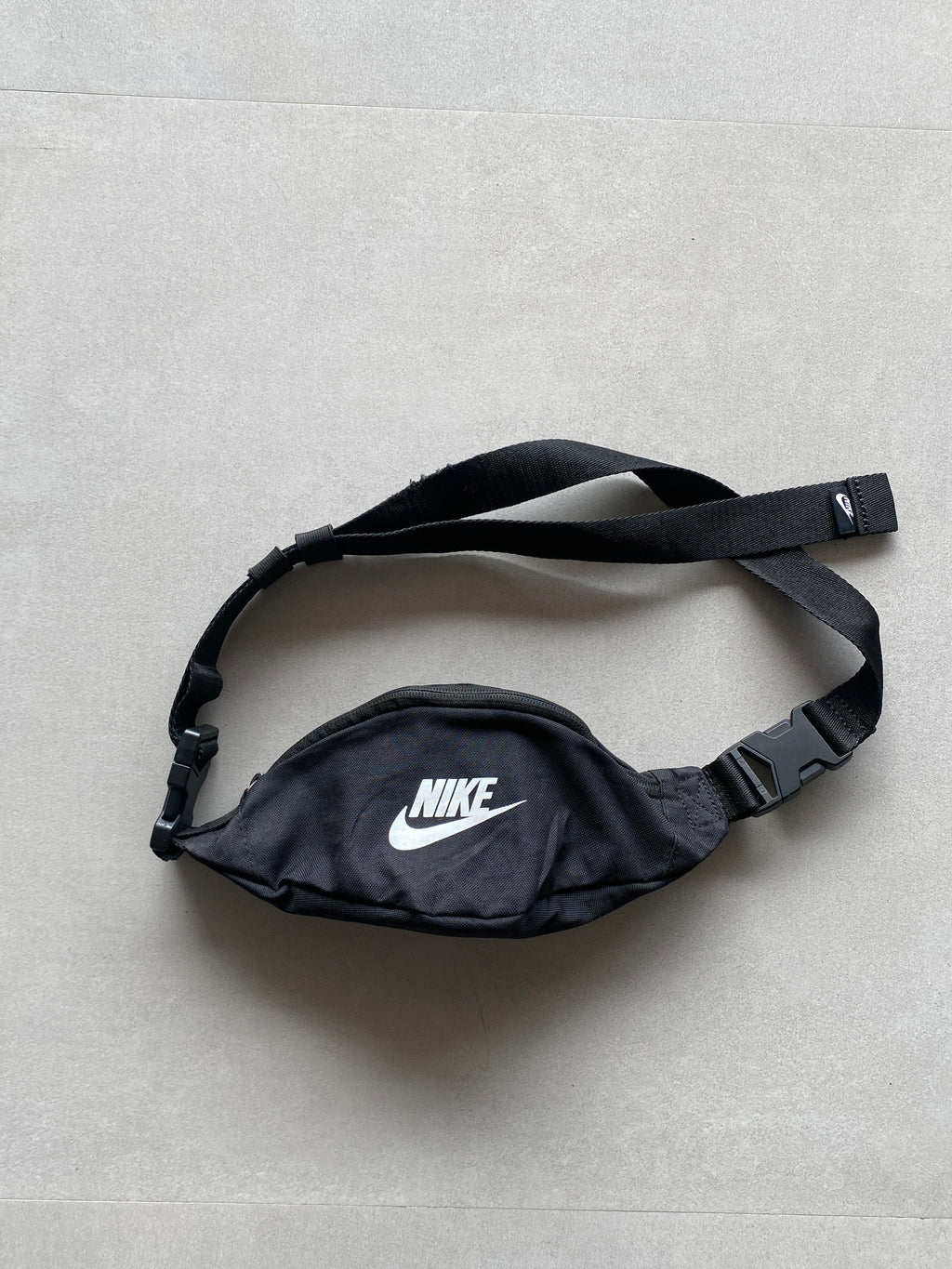 NIKE FANNY PACK