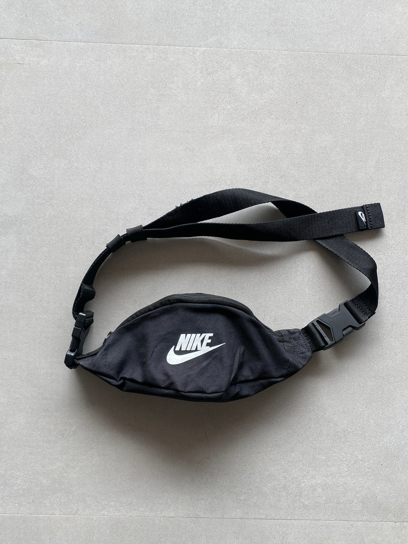 NIKE FANNY PACK