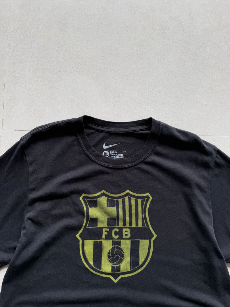 NIKE FCB LOGO PRINTED TEE - L