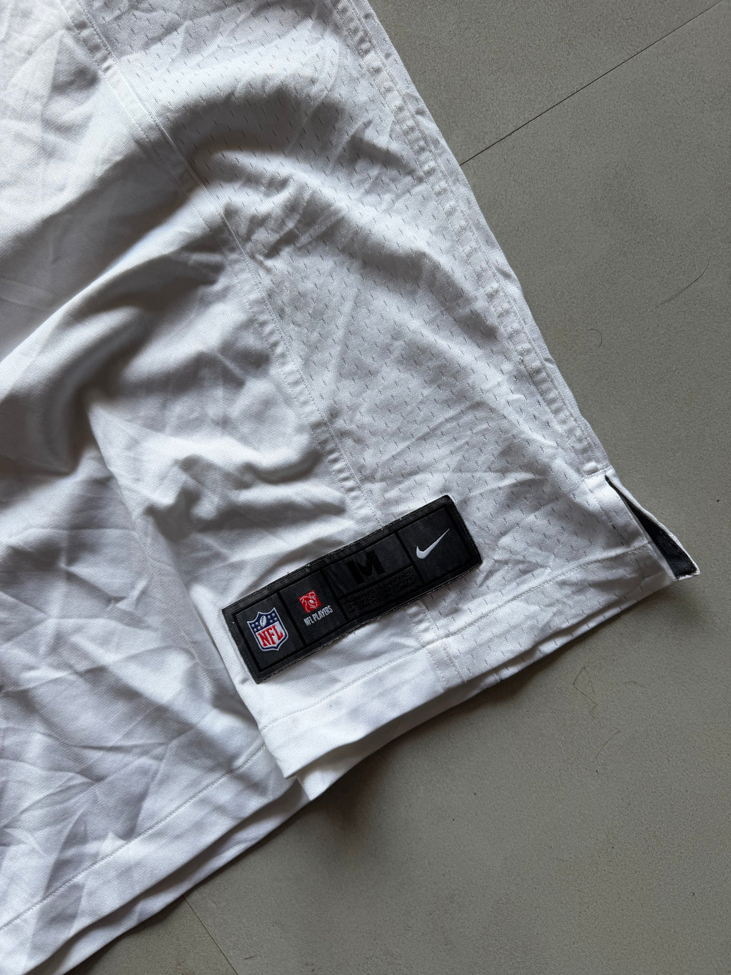 NIKE ATLANTA NFL JERSEY - M