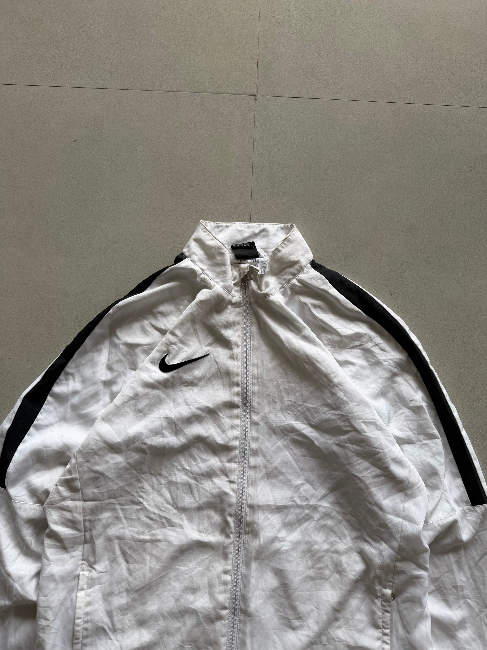 VINTAGE NIKE JACKET - M
