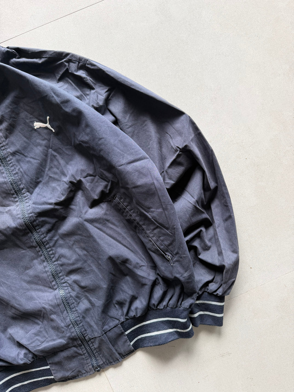 PUMA BOMBER JACKET - L