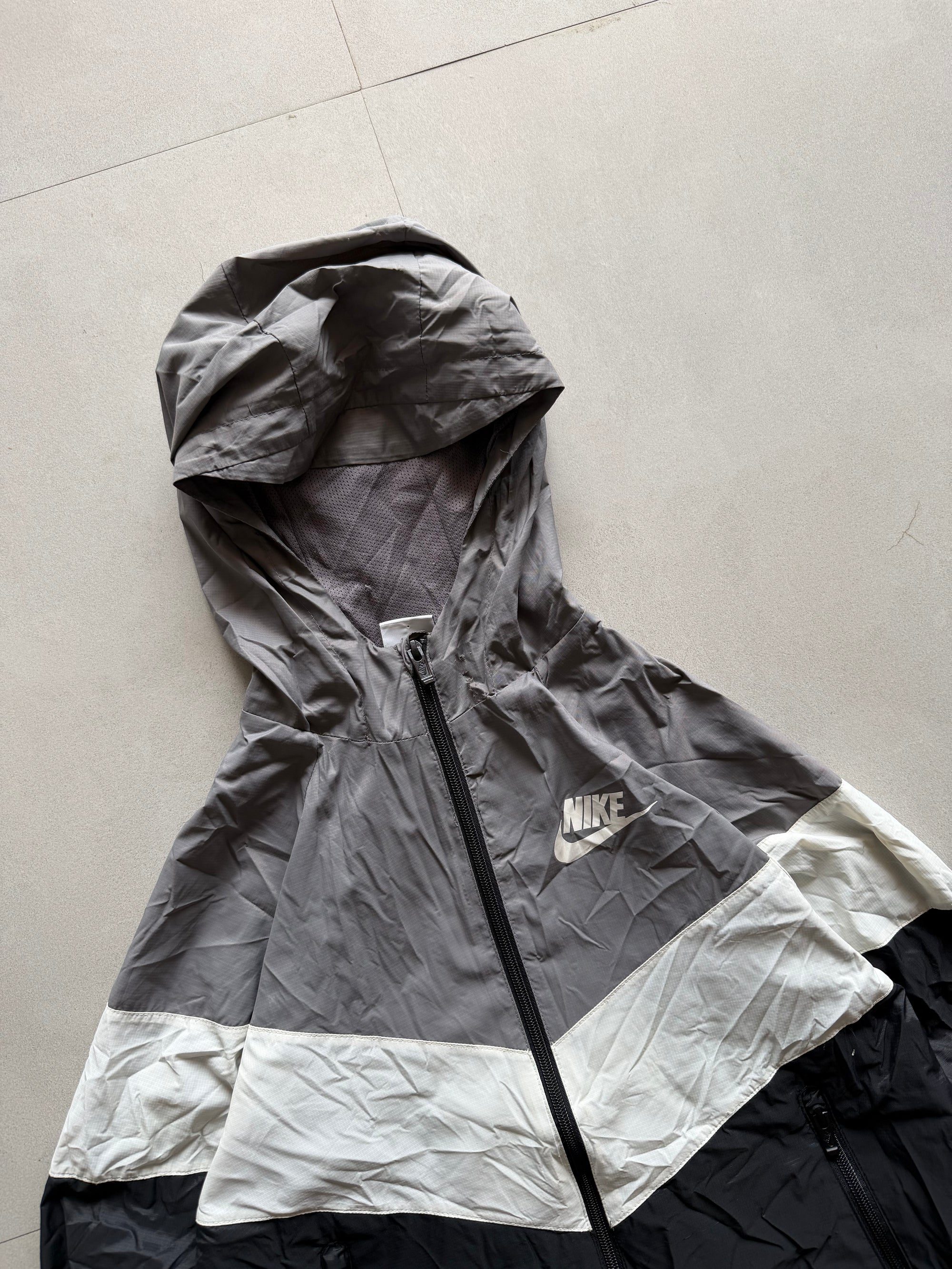 NIKE BIG LOGO HOODED JACKET - XS