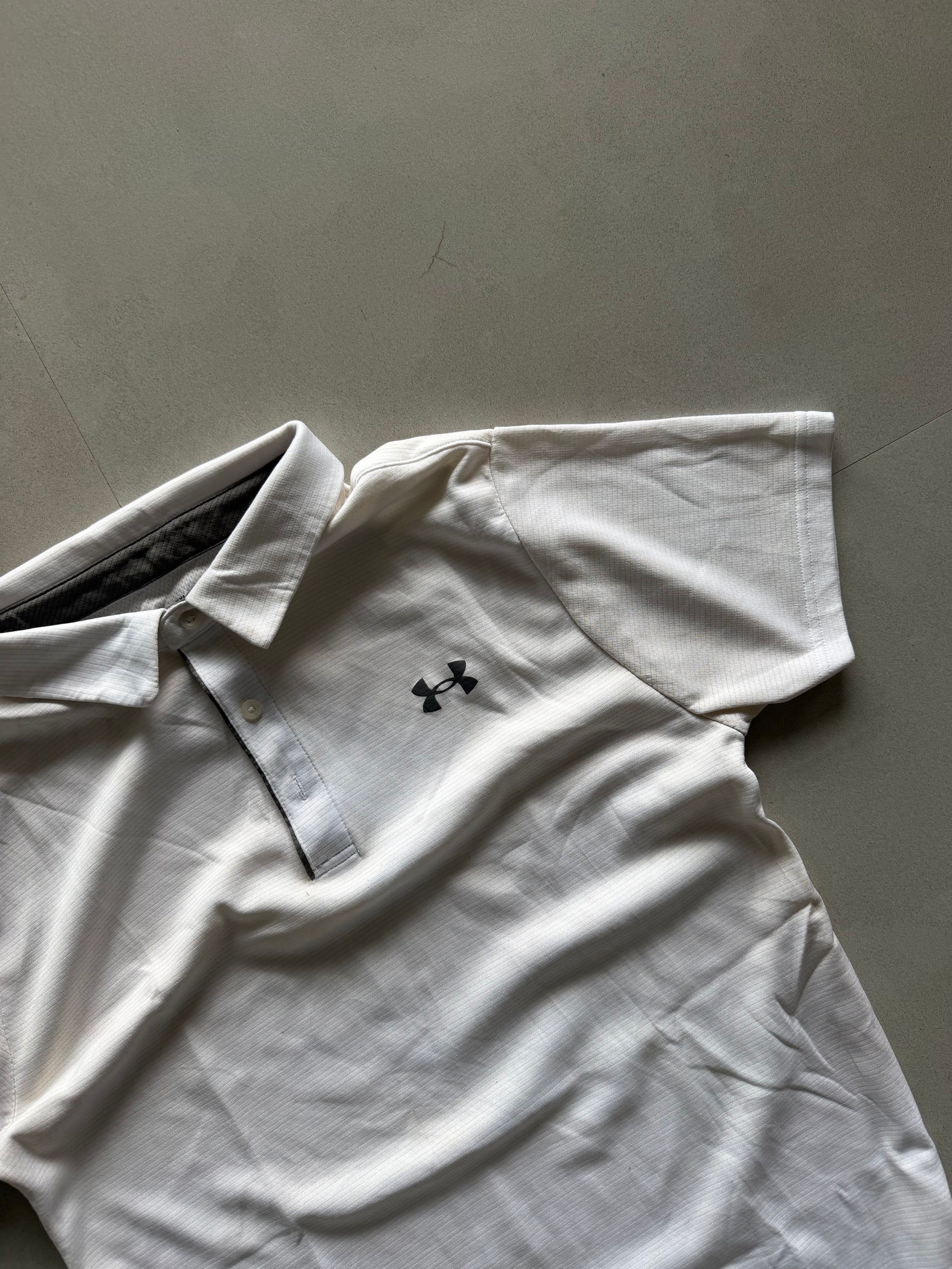 UNDER ARMOUR DRI FIT POLO TEE - S