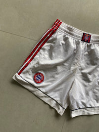 90S ADIDAS BAYERN SHORTS - S - Aged Arc