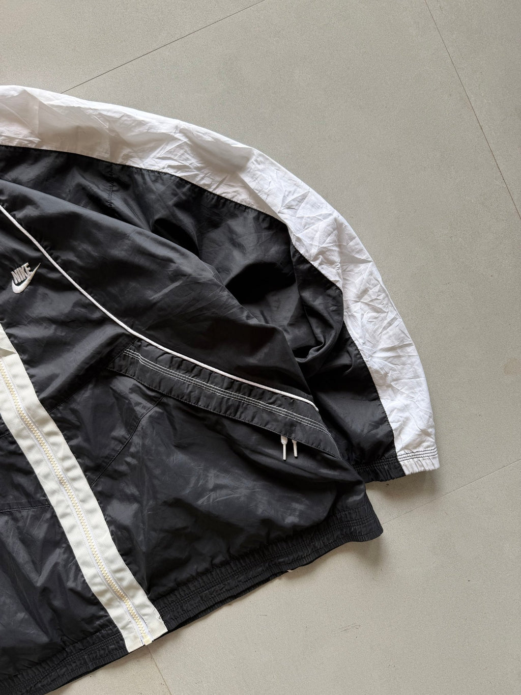 90S NIKE BIG LOGO JACKET - Aged Arc