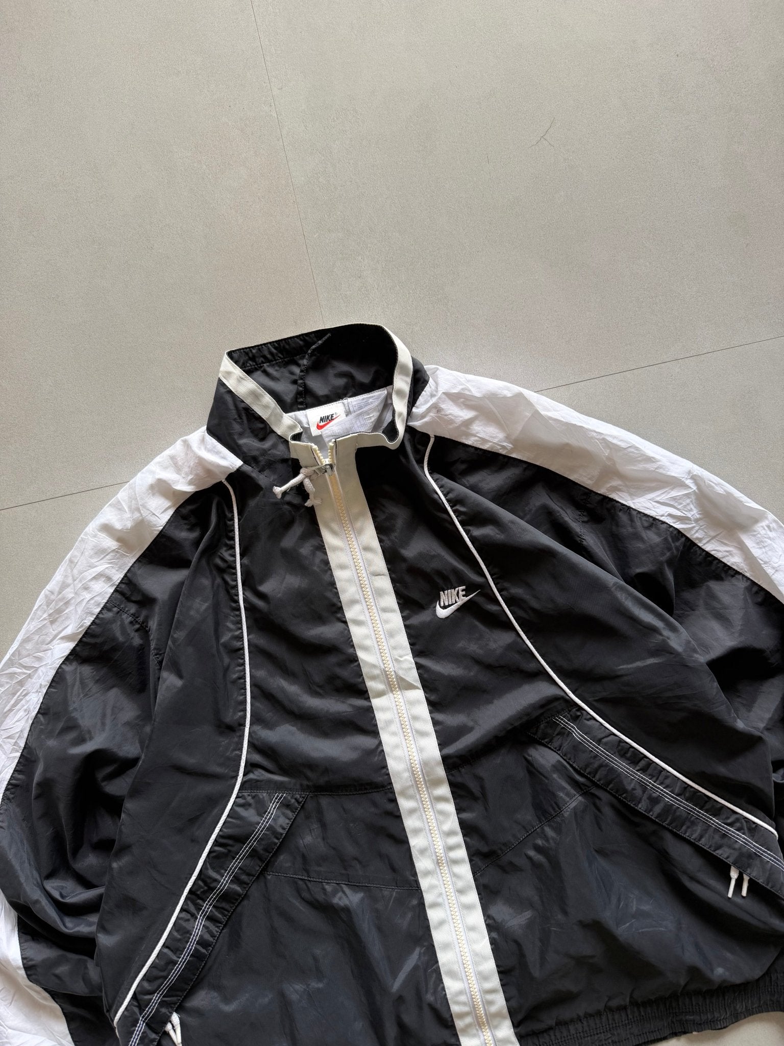 90S NIKE BIG LOGO JACKET - Aged Arc