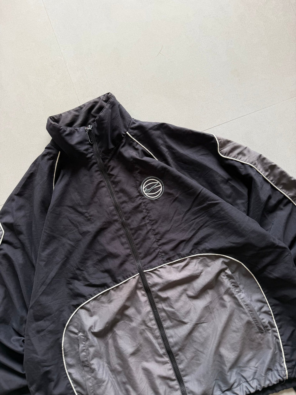90S NIKE SPELL OUT JACKET - Aged Arc