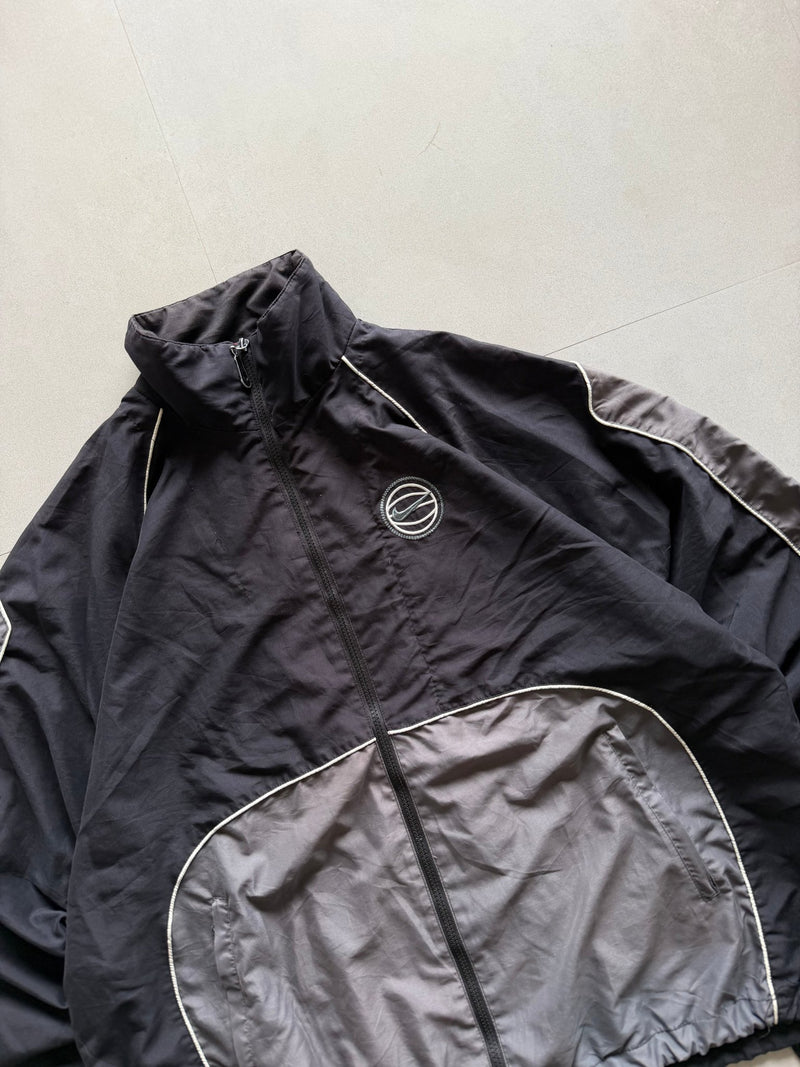 90S NIKE SPELL OUT JACKET - Aged Arc