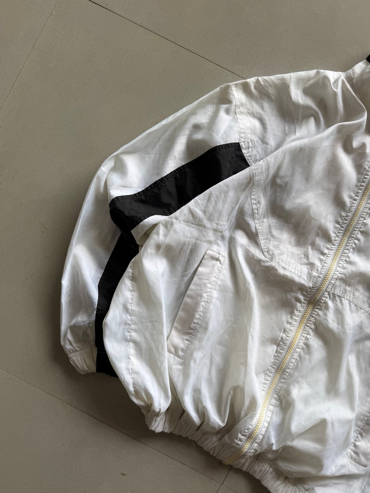 90S NIKE SPELL OUT JACKET - Aged Arc
