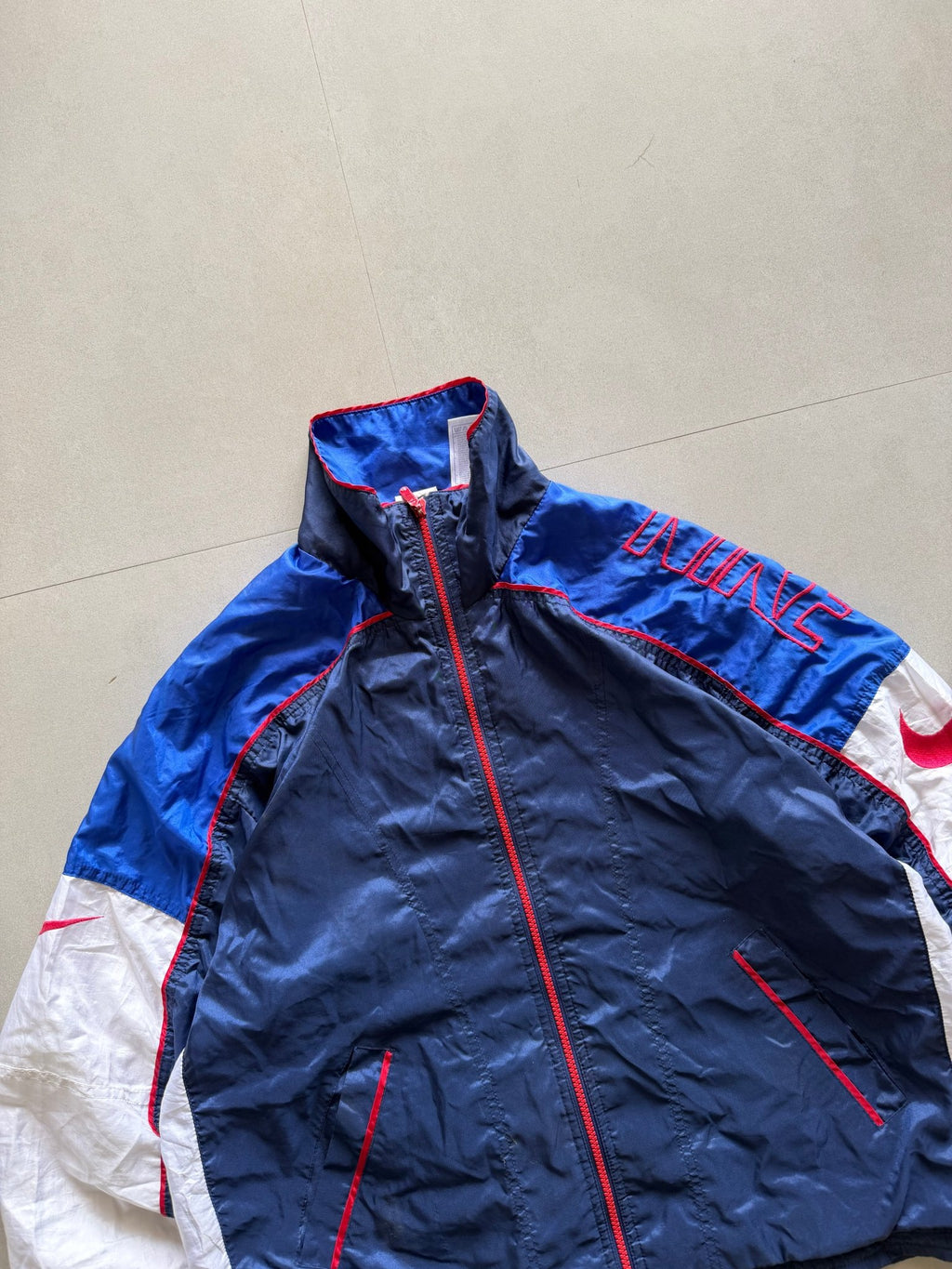 90S NIKE SPELL OUT JACKET - Aged Arc