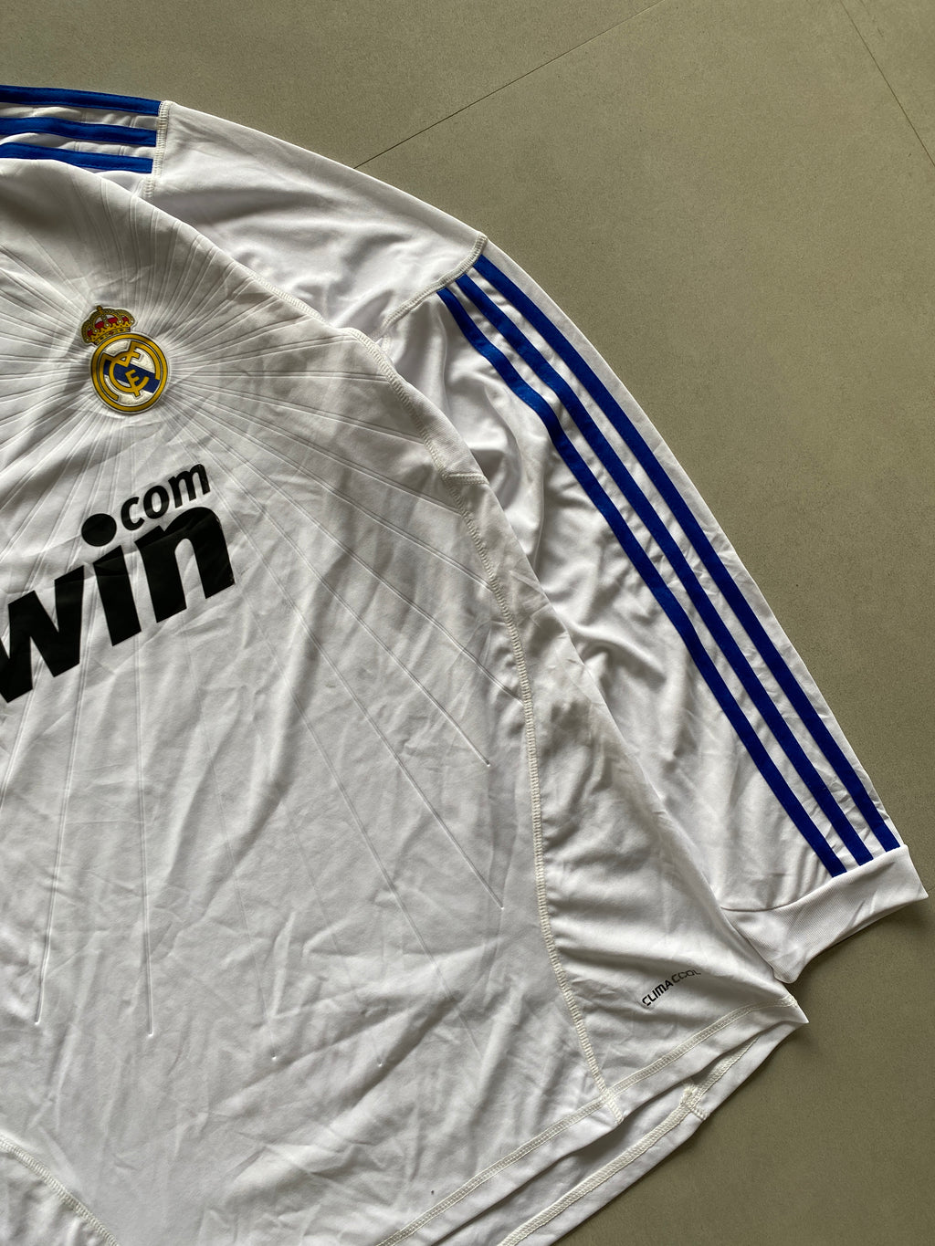 2010 REAL MADRID SERGIO RAMOS (4) JERSEY - L