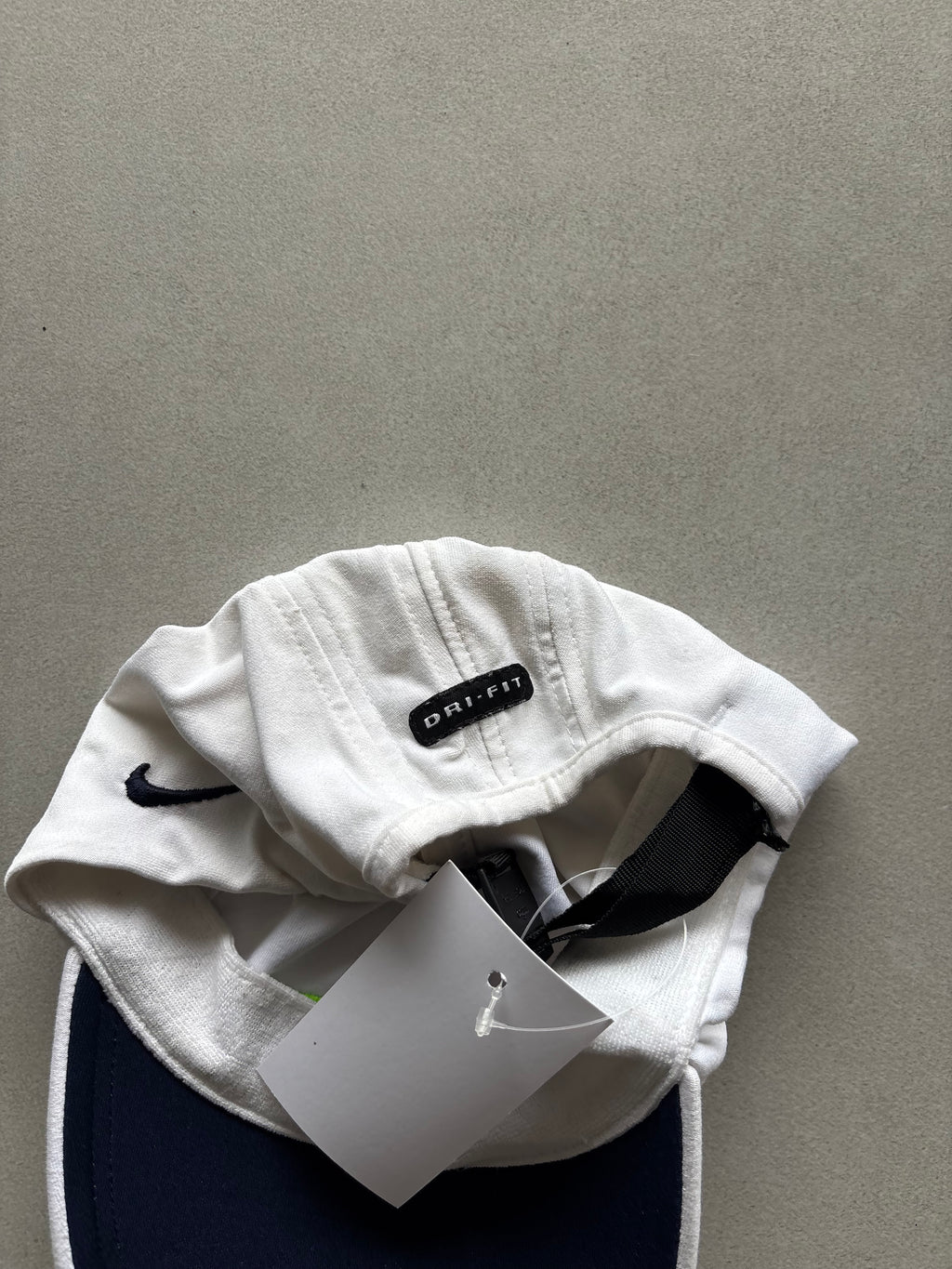 NIKE DRI-FIT CAP - SUPER COMFY