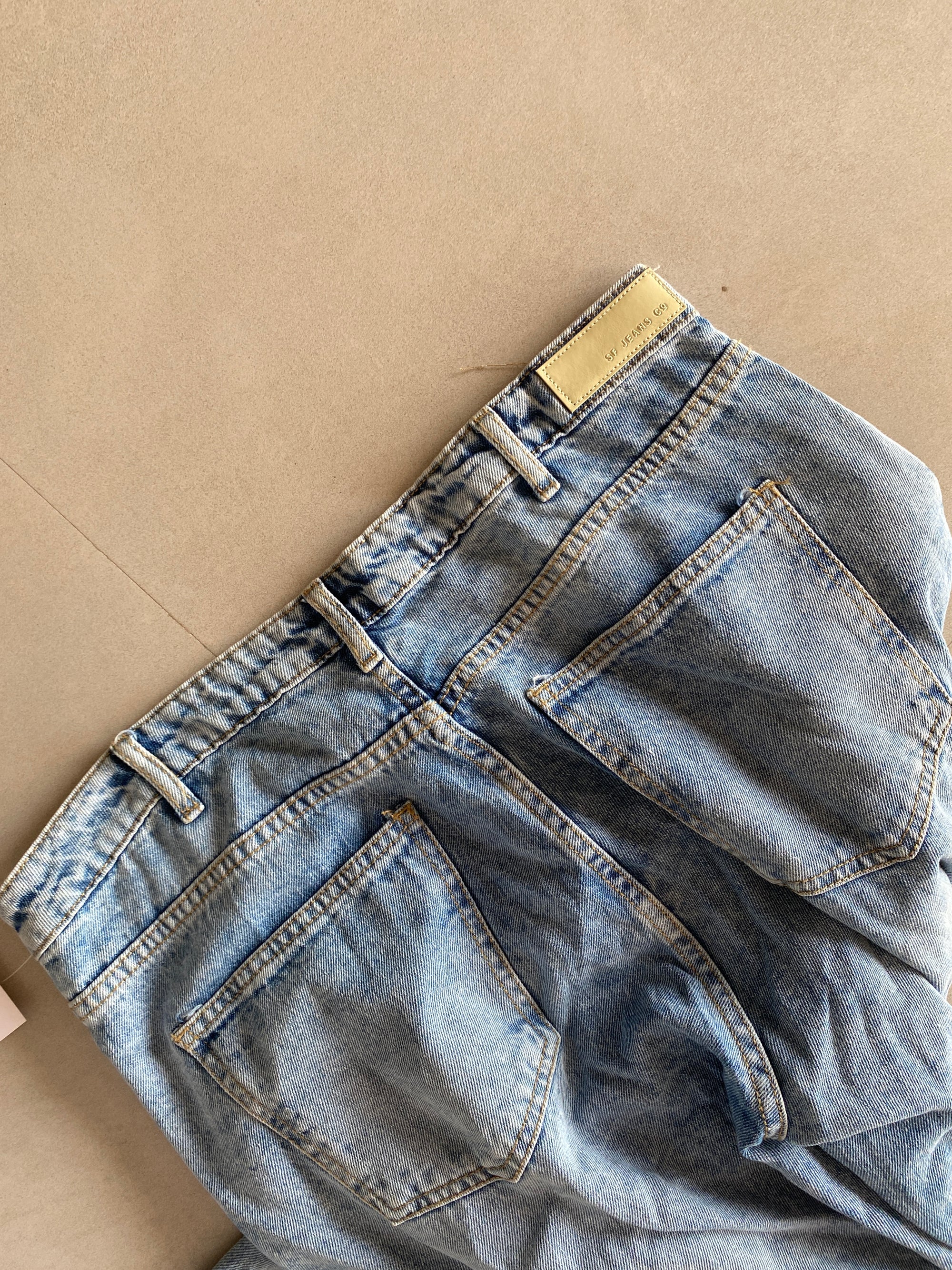 MULTI POCKET WIDE LEG BAGGY DENIM - M