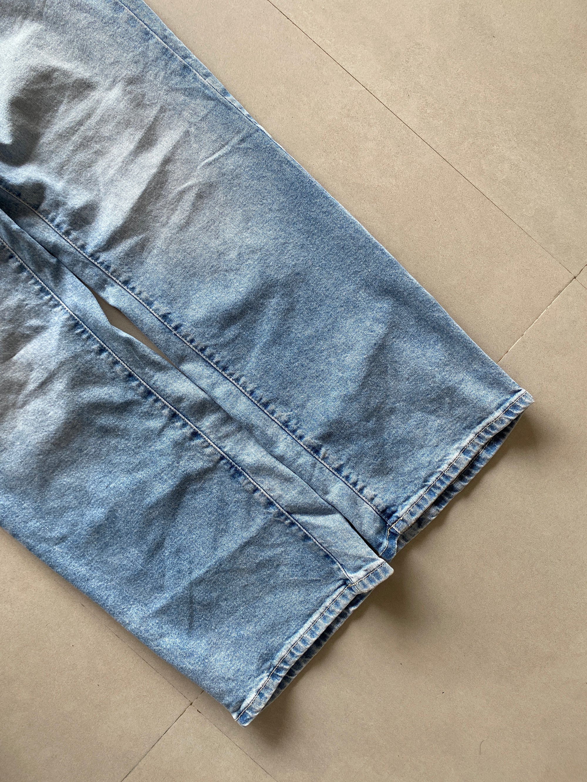 STRIGHT FIT DENIM - L