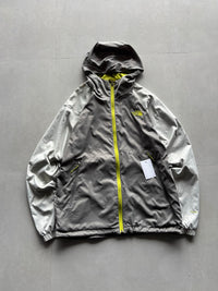 THE NORTH FACE HYVENT JACKET - L