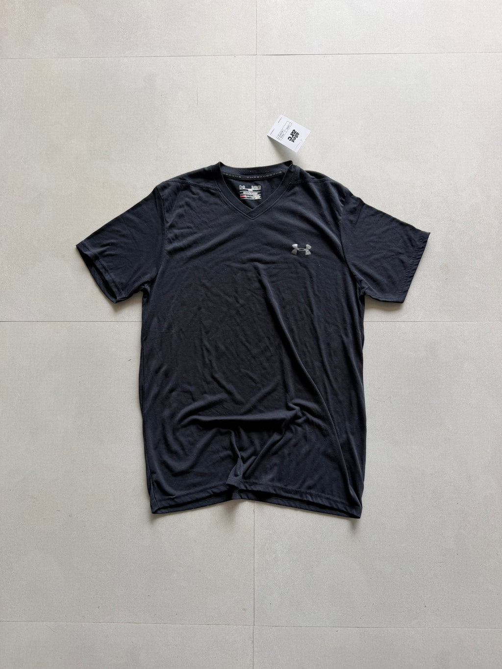 UNDER ARMOUR TEE -
