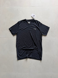 UNDER ARMOUR TEE -