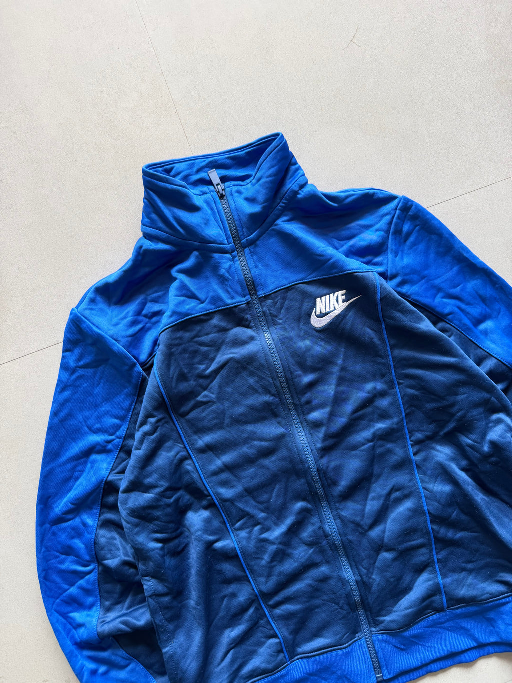 VINTAGE NIKE JACKET - M