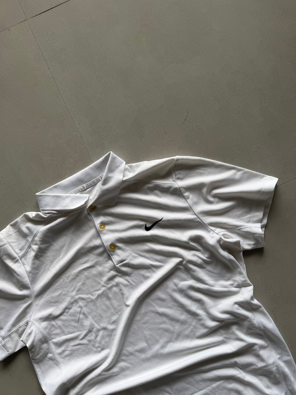 NIKE DRI - FIT POLO TEE - M