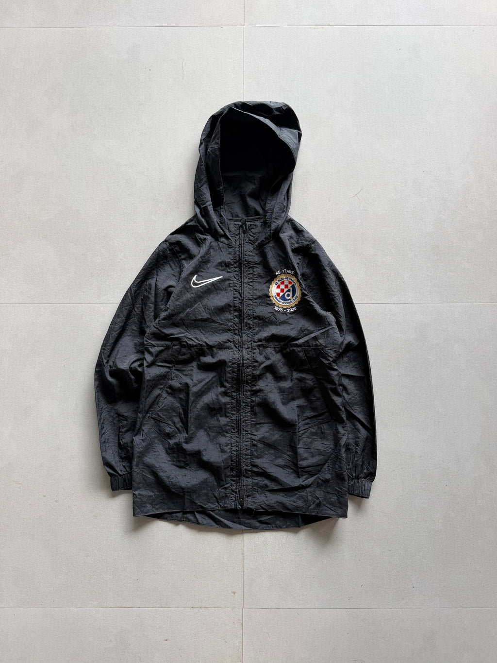 NIKE DYNAMO HOODED JACKET - YOUTH S