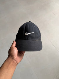 VINTAGE NIKE CAP