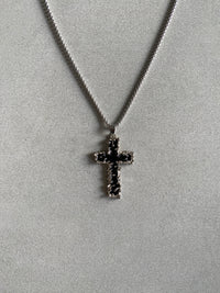 SPINEL CROSS PENDANT CHAIN