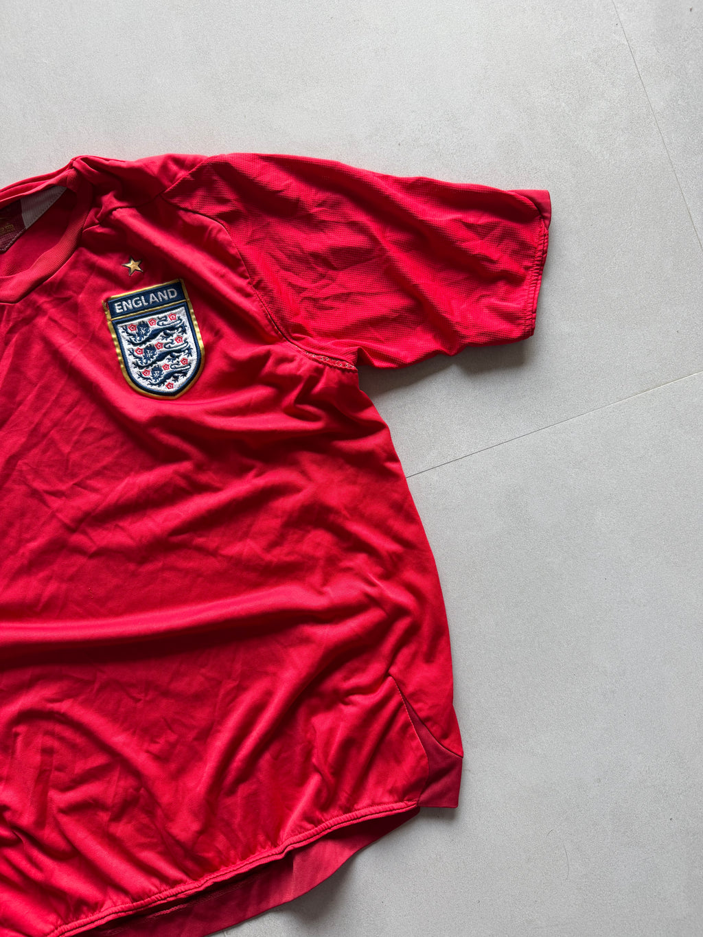2006 UMBRO ENGLAND JERSEY - M