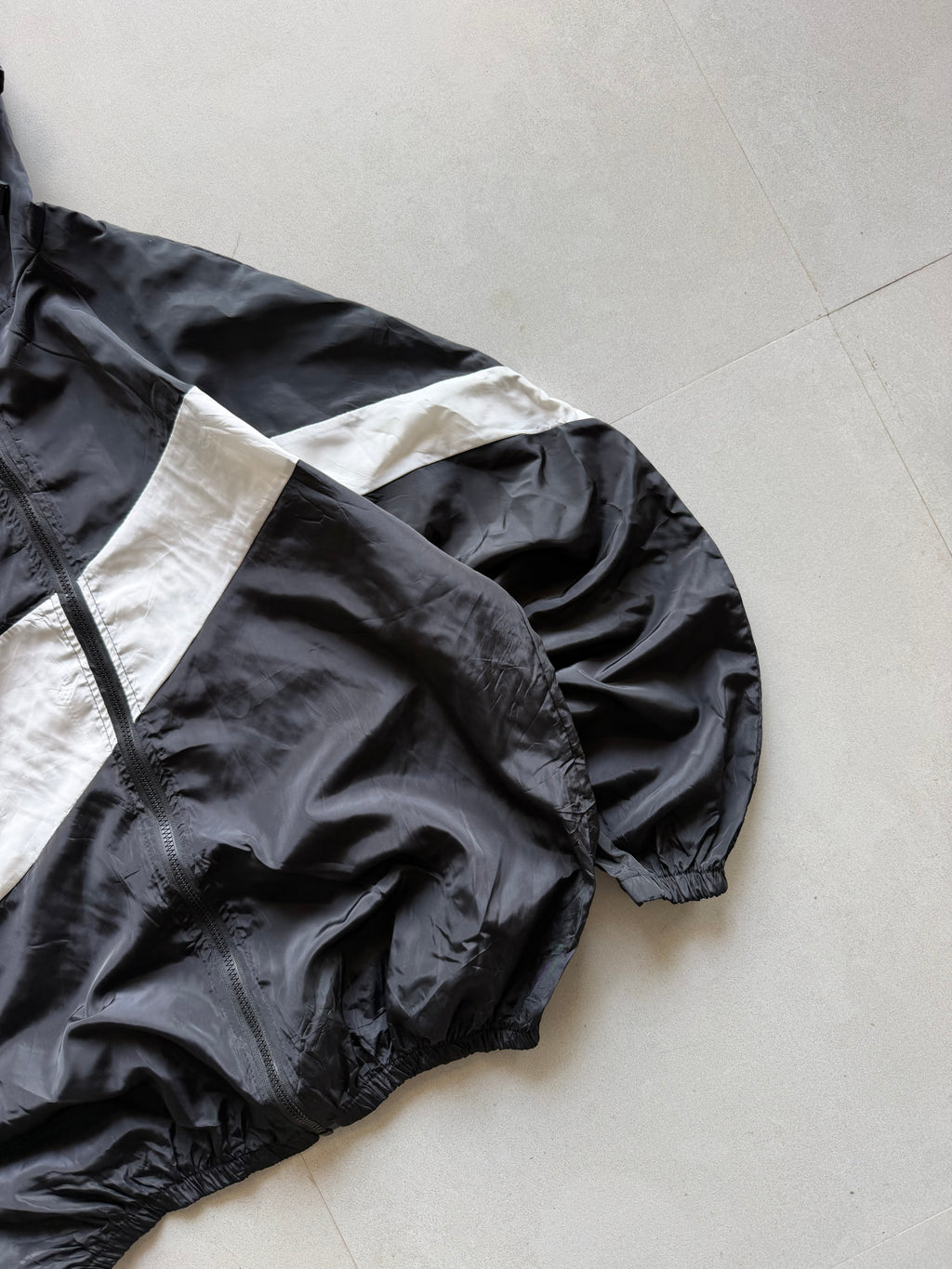 VINTAGE STYLE SWOOSH JACKET -