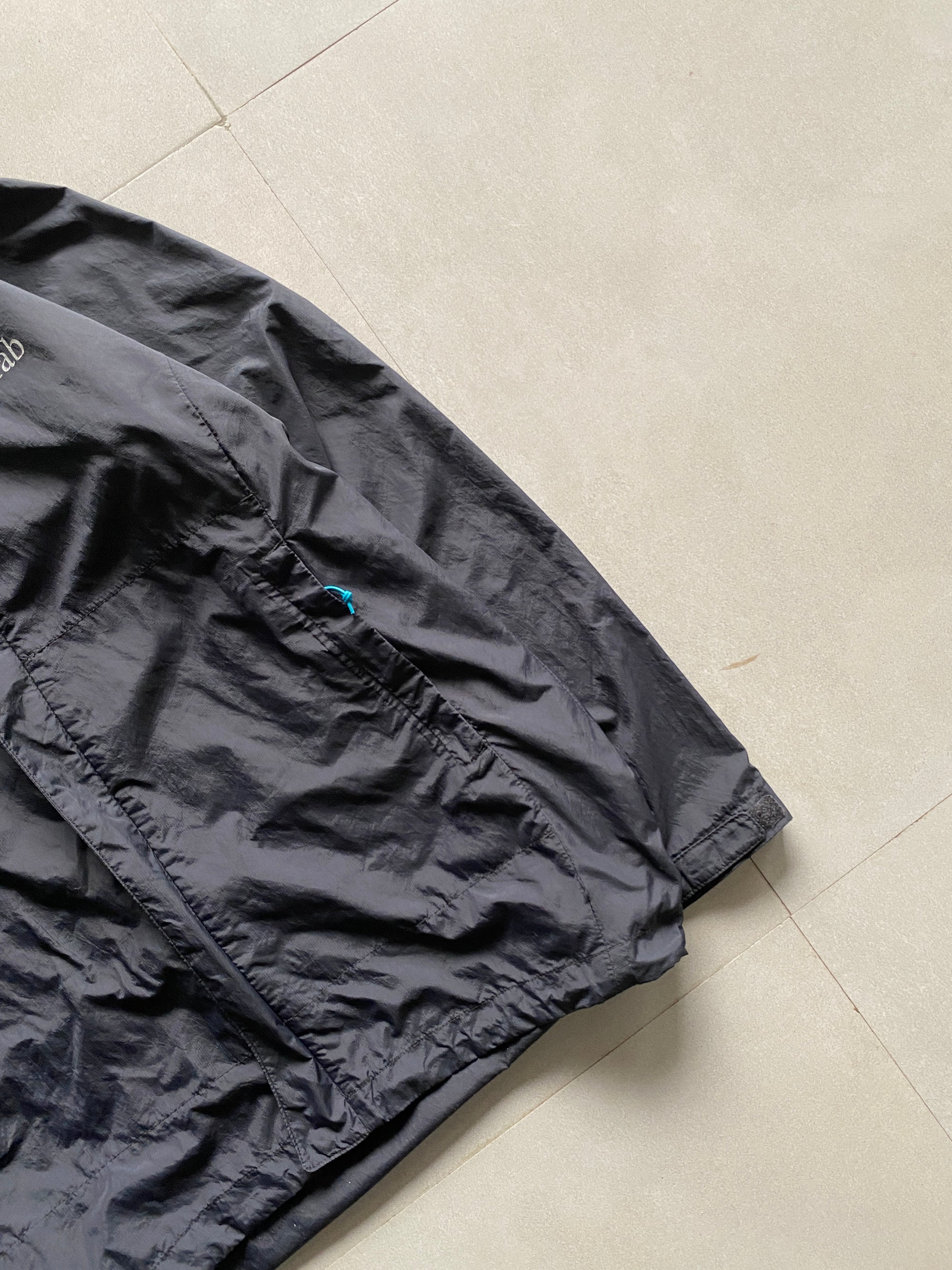 RAB LIGHT WEIGHT JACKET - L
