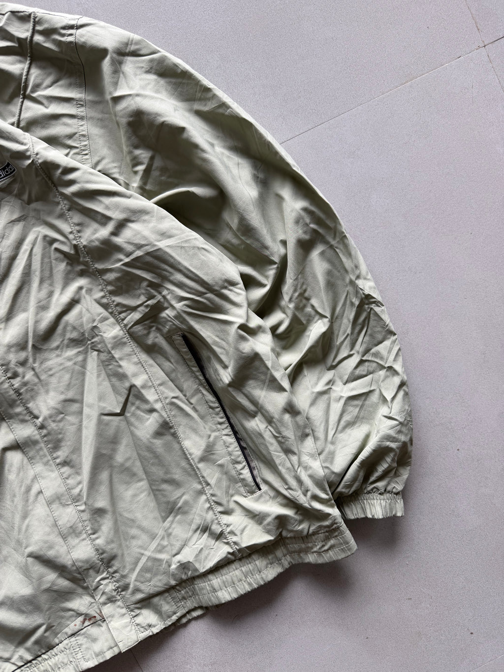 00S ADIDAS JACKET - M
