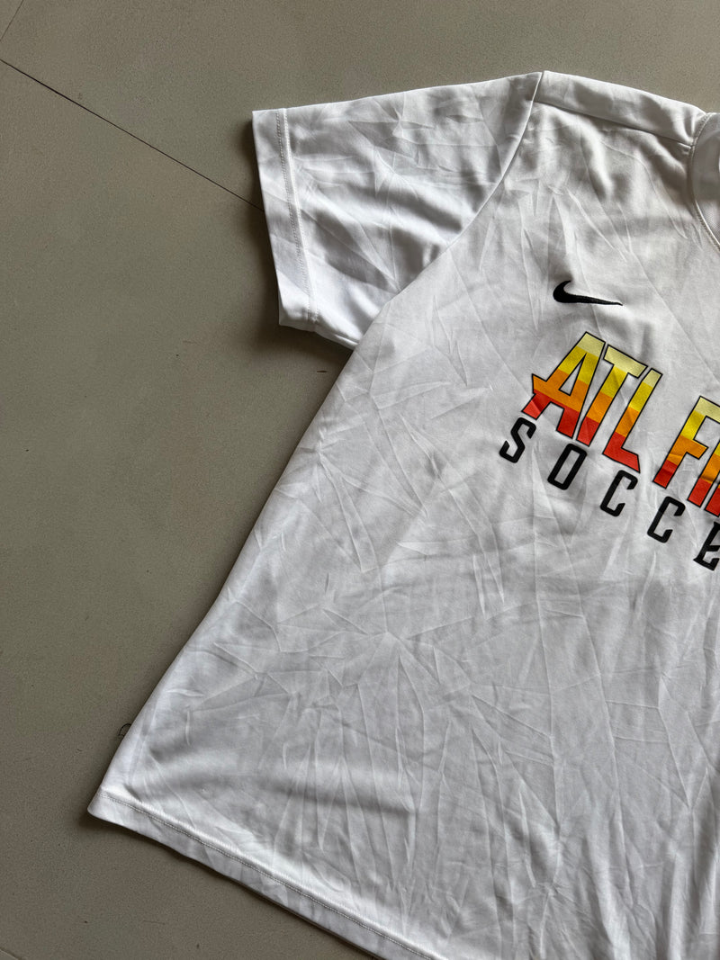 NIKE DRI FIT TEE - M