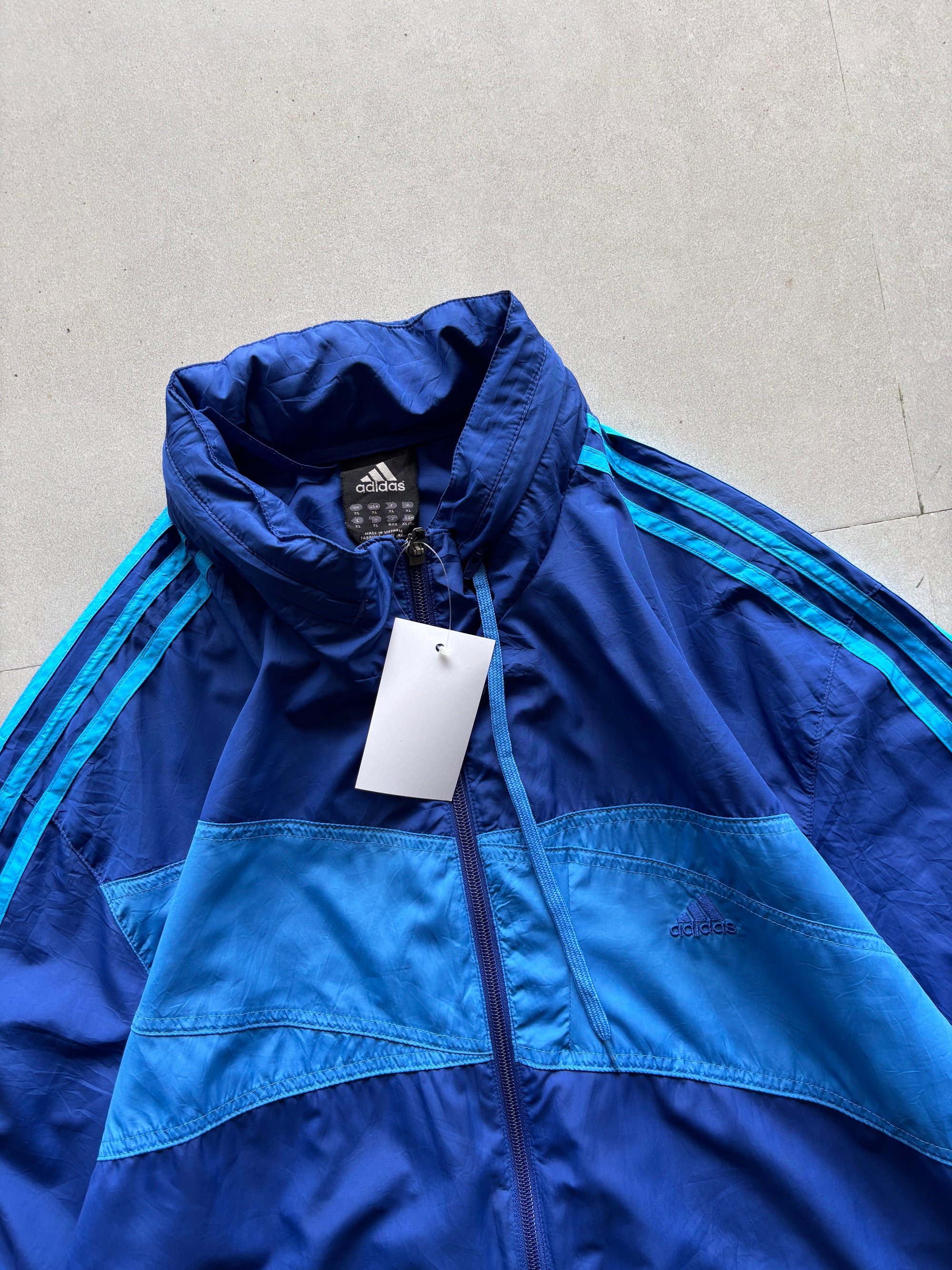 ADIDAS WIND BREAKER JACKET - XL